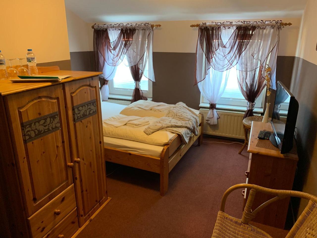 Hotel Mythos Oranienburg Kültér fotó